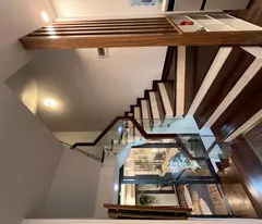 BÁN NHÀ HOA HẬU LONG BIÊN - CHỦ TỰ XÂY - GARA Ô TÔ - NHÀ CỰC THOÁNG - NỘI THẤT ĐẸP CHỦ ĐỂ LẠI 99%