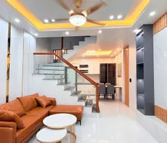 Bán nhà 3 tầng, 36m2 tại Trần Lãm, TP. Thái Bình, giá 2.4xx tỷ, sổ đỏ chính chủ. LH: 0964386960