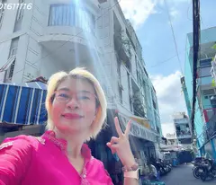 CHÍNH CHỦ CẦN BÁN CHDV 4 TẦNG - HXH NGAY NHÀ THỜ XÓM CHIẾU, TRƯỜNG HỌC ĐINH BỘ LĨNH, UBND PHƯỜNG