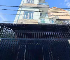 Nhà 4 phòng hẻm 1806 Huỳnh Tấn Phát, dọn vào ở ngay, 5.3 tỷ