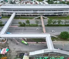 - Cần bán gấp nhà MT Nam Hòa, Phường Phước Long HCM , DT 127M2 chỉ với giá 10,8 tỷ.