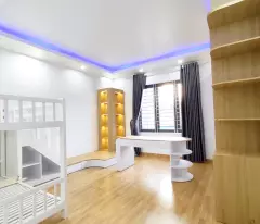 Bán Nhà đep Đà NẴNG sân cổng riênng ô tô ngủ trong nhà full nội thất