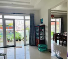Bán nhà 4 tầng căn góc 3 mặt tiền Lê Hồng Phong và hẽm bên hong 4m - Nha Trang - Dt : 78.3m2, -