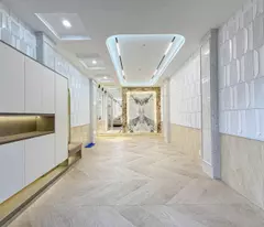 Nhà vừa ở vừa mở công ty, có thang máy, ngay Lâm Văn Bền, nội thất nhập khẩu