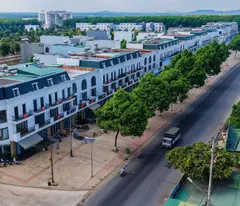 Nhà phố tại khu đô thị Ân Phú - mặt tiền Hà Huy Tập rộng 30m