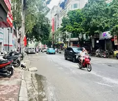 BÁN NHÀ THANH XUÂN, PHÂN LÔ OTO, 50M2 4 TẦNG, Ở, KINH DOANH, VĂN PHÒNG, CHỈ 20.X TỶ