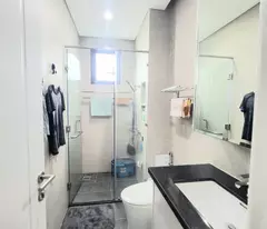Bán nhà đường Đặng Văn Bi, Trường Thọ, Thủ Đức, TP HCM. DT 75m2, 4 tầng, SH. Giá 11,9 tỷ.