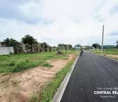 BUNG 20 NỀN ĐẤT VỪA RA SỔ NGAY TRƯỜNG TIỂU HỌC TÂN PHÚ