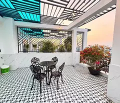 Bán Nhà Mới Xây 5 Tầng Giáp Tân Phú Hẻm ô tô 7 Chổ DT gần 60m2 Giá 7,6 Tỷ TL