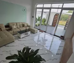Bán 2 nhà mới xây Phước Vân dt 115m2 , 1 lầu,4pn,3wc hướng Đông Bắc giá 2,75 tỷ / căn