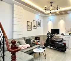 Sát mặt tiền Phan Đăng Lưu - Trung Tâm Phú Nhuận - 45m2 (4.1 x 10.5) - 4 Tầng (4PN) - Nhĩnh 8 t.ỉ