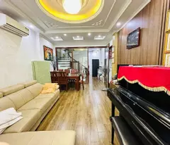 Hàng hiếm phố Thạch Bàn - Long Biên.