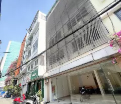 NGANG LỚN 8M*8,5M VUÔNG ĐẸP - BÁN NHÀ 5 TẦNG THANG MÁY MẶT TIỀN HẺM XE HƠI ĐẬU CỬA Đ.NGUYẼN THỊ