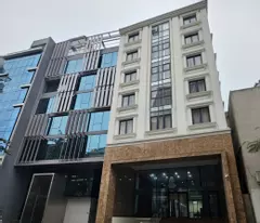 Tôi cho thuê nhà, 97m2_ 6T; Hoàng Quốc Việt, Tô Hiệu, Nghĩa Tân -49 tr