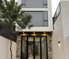 PHỐ LỆ MẬT 12,2 TỶ 70M2 NHÀ 4 TẦNG MỚI