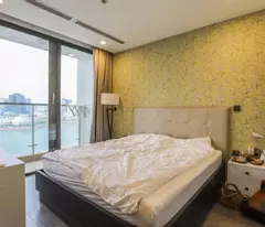 Cho Thuê Căn Hộ Cao Cấp Vinhomes Skylake Mễ Trì - 155m² Căn Góc 3PN View Hồ Tuyệt Đẹp