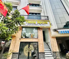 Nhà Đẹp Phân  Lô Foresa Xuân Phương 90m2x5 Tầng- Full nội thất - vỉa hè ô tô- ô chờ thang máy- giá