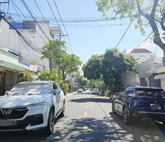 Bán nhà, đường số 8, Linh Xuân, Thủ Đức. TP HCM. DT 112m2, 3 tầng, Sổ hồng riêng, giá 8.5 tỷ.