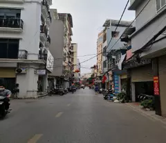 66m2 trục chính kinh doanh Trâu Quỳ, GL HN  mt 5m, đường 12m chỉ hơn 12 tỷ.  Lh 0989894845