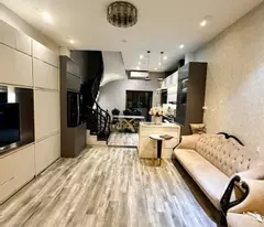 🚀 BÁN NHÀ PHÂN LÔ TRUNG KÍNH – Ô TÔ ĐỖ CỬA – 2 MẶT THOÁNG – 50M2 21.5 TỶ