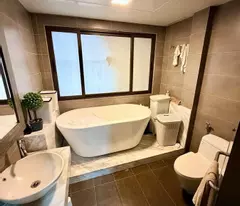 🚀 BÁN NHÀ PHÂN LÔ TRUNG KÍNH – Ô TÔ ĐỖ CỬA – 2 MẶT THOÁNG – 50M2 21.5 TỶ