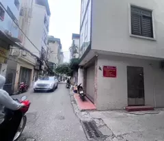 Tin thật - Bồ Đề Long Biên 11 tỷ 50M, Ngõ ô tô,gần hồ - Sổ đỏ