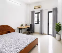 BÁN NHÀ LÂM VĂN BỀN QUẬN 7 – 2 MẶT TIỀN TRƯỚC SAU – XE VF3 ĐẬU CỬA – GIÁ 9,5 TỶ