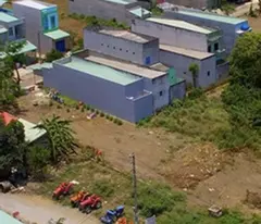 Tổng diện tích lên tới 2400m2, trong đó có 70m mặt tiền cực kỳ rộng rãi