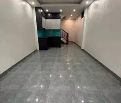 Thông tin thật 3.9 tỷ Nhà mới 5 tầng sổ đỏ Cự Khối,Long Biên