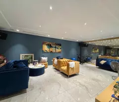 BIỆT THỰ HUỲNH THÚC KHÁNG 100M² - MT 8M - THANG MÁY - KHÔNG GIAN SỐNG HIẾM GIỮA TRUNG TÂM