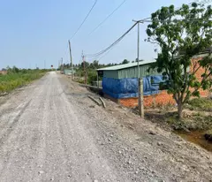 Bán đất view kênh đường xe ben xã Bình Đức dt 2000m2 ( 200m2 thổ ) giá 1,7 tỷ