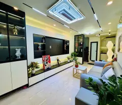 NHÀ 30M - TRUNG TÂM QUẬN HAI BÀ TRƯNG- SÁT PHỐ CỔ - CHỈ 150M RA MẶT PHỐ TRẦN KHÁT CHÂN - 5 TẦNG 3