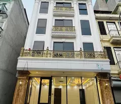Cho thuê nhà, THANG MÁY, 139m2_ 6T; Kim Mã, Giảng Võ, Liễu Giai -71 tr