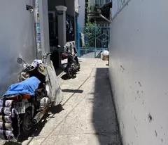 Bán nhà hẻm Nguyễn Hữu Huân giá rẻ