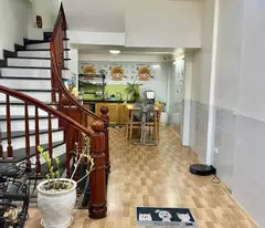 NHÀ ĐẸP MỸ ĐÌNH KINH DOANH NGOC THÔNG Ô TÔ QUA CỬA