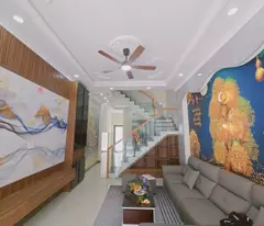 Bán nhà mặt phố đường Lò Lu, Q.9, Thủ Đức, TP HCM. DT 68m2, 4 tầng, sổ hồng riêng, giá 6,95 tỷ.