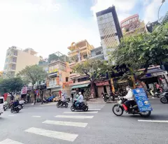 HIẾM NGANG LỚN 7,9M*21M- HDT ĐỀU 110TR/TH- BÁN TÒA NHÀ 7 TẦNG MẶT TIỀN Đ.NGUYỄN ĐÌNH CHIỂU, QUẬN