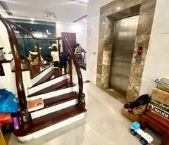 BÁN NHÀ LIỀN KỀ FAFILM NGUYỄN TRÃI THANH XUÂN - Ô TÔ TRÁNH ĐỖ KINH DOANH: DT 92M2 - 48 TỶ