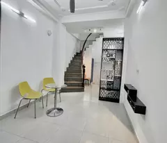 Cho Thuê Nhà Quận 1 - 4 Tầng - 2 PN - 14 Triệu