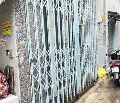 Cho thuê nhà 2 tầng a hẻm 141 đường Tám Danh P4Q8. Giá: 7 triệu/tháng