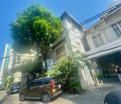 DUY NHẤT NHÀ BÁN HXH Đ.NGUYỄN THỊ MINH KHAI, QUẬN 1 - 8M*22M - CHÍNH CHỦ 1 ĐỜI XƯA - NGAY SÁT ĐÀI