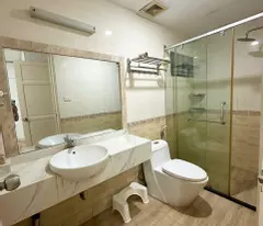 Chính Chủ Cho Thuê Nhà 4 Tầng Ngõ 530 Thụy Khuê - Sát Hồ Tây, Full Đồ Điện Tử Cao Cấp
