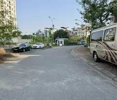 Bán đất mặt phố Nguyễn Khắc Viện: 50m2, lô góc, đường 13m, ngay sát trường Chu văn An