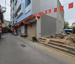 Đức giang,long biên 9 tỷ 60m phân lô ô tô,cần bán chuyển vào nam