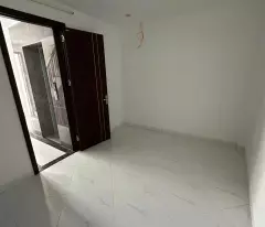 Nhà Ngọc Trì Long Biên xây 5 tầng mới tinh
