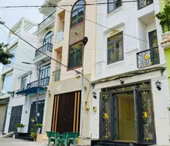 Mặt tiền Bùi Minh Trực ngang 5m công viên 4 tầng Mới ở ngay- 0931172218