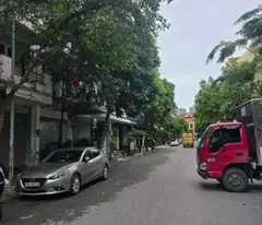 Nguyễn Văn Cừ Long Biên 11 tỷ 55m ô tô qua nhà gần công viên