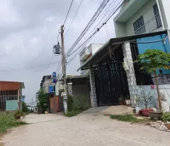 Bán đất thổ cư đường beton 4m xã Đức Hòa Đông gần cổng chào Tân Đức dt 105m2 giá 1,3 tỷ