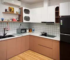 Tôi đang cần bán nhanh căn hộ chung cư Rose Town 79 Ngọc Hồi 2 ngủ 2wc đủ đồ giá bán 5.9ty dt 71m