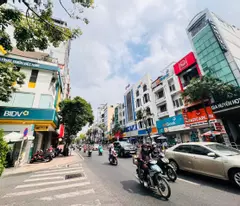 SẢN PHẨM KHAN HIẾM- BÁN TÒA NHÀ KHÁCH SẠN 8 TẦNG MẶT TIỀN KHÁNH HỘI, QUẬN 4- DT 72M2 ĐẸP- CHỈ 35T-
